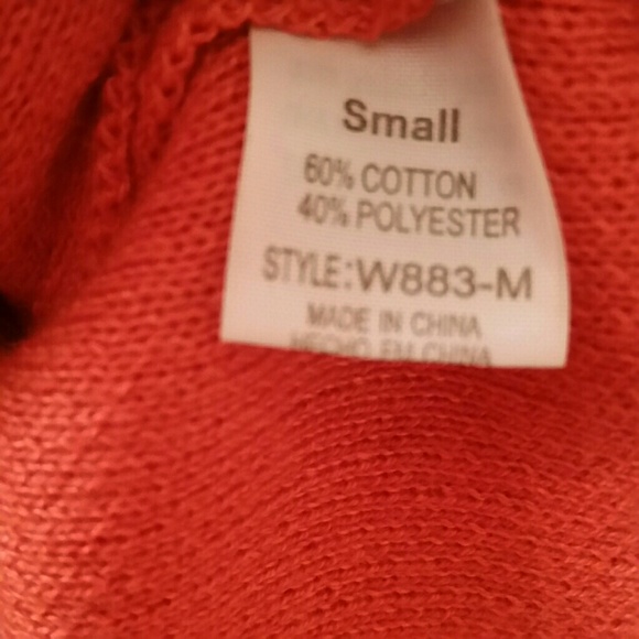 Unique Poof top w/back ties, Small - Picture 6 of 7